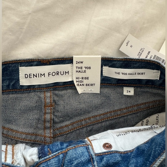 Aritzia Denim Forum The 90’s Halle Denim Skirt Size 24 - Picture 5 of 7